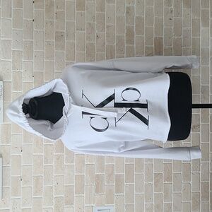 Calvin Klein Women's White Monogram Logo Cropped Hoodie(Sz S/M)